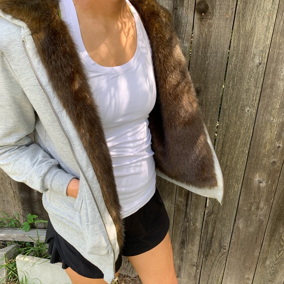 NWT Faux fur lined zip-up hoodie - Picture 6 of 8